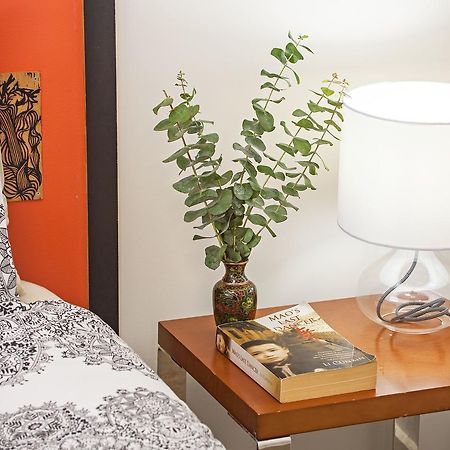 One Of A Kind Apartments Canberra Extérieur photo