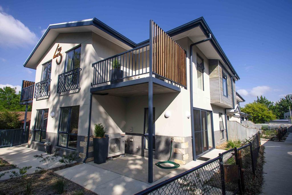 One Of A Kind Apartments Canberra Extérieur photo