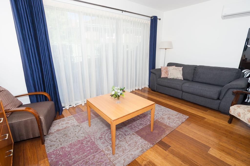 One Of A Kind Apartments Canberra Extérieur photo